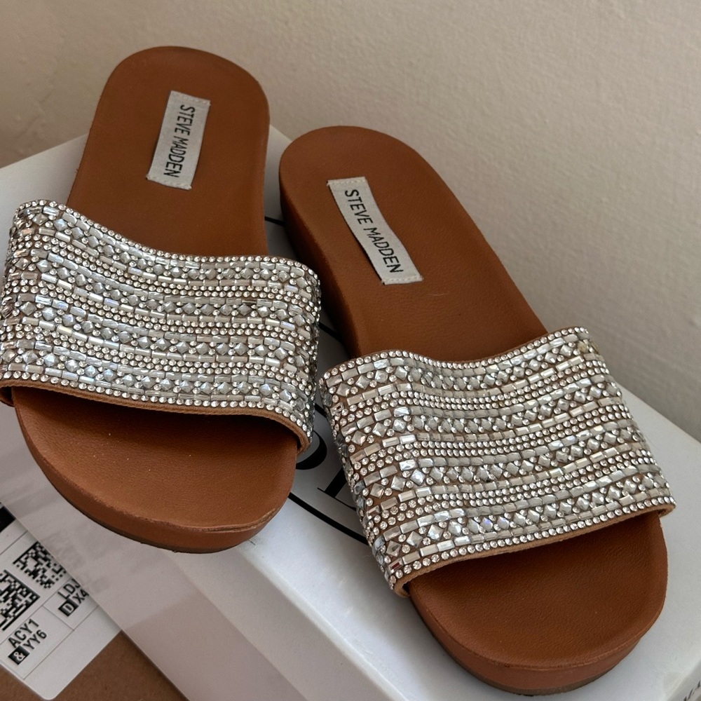 Steve Madden sandal